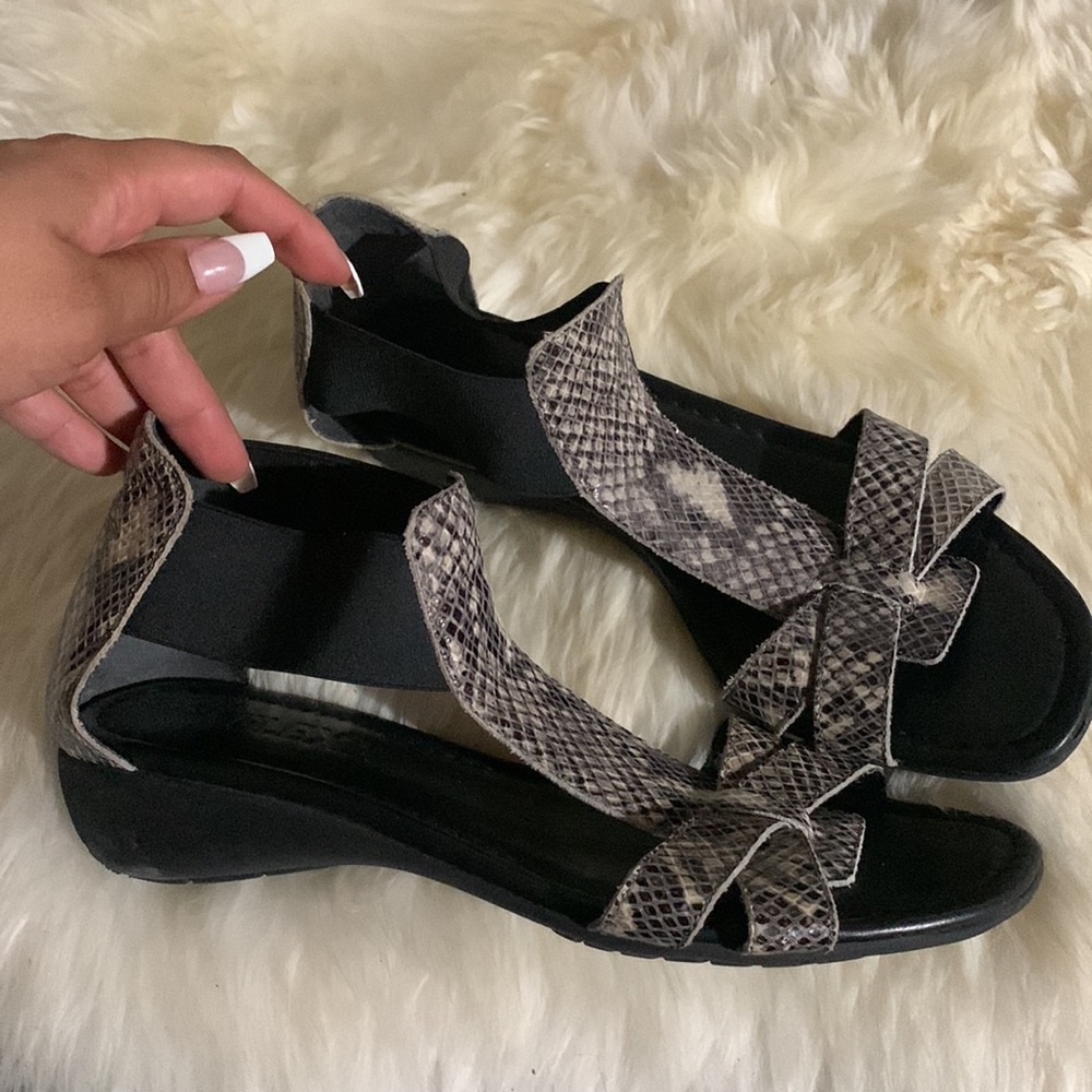 The Flexx shoes